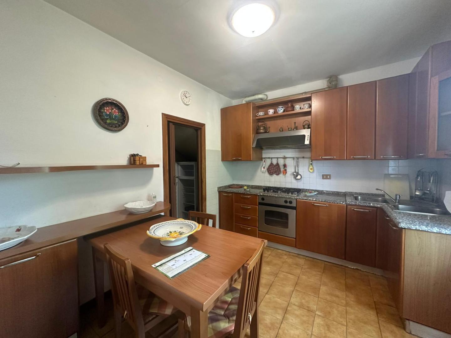 Immagine 10 di Casa bifamiliare in vendita  a Pisa