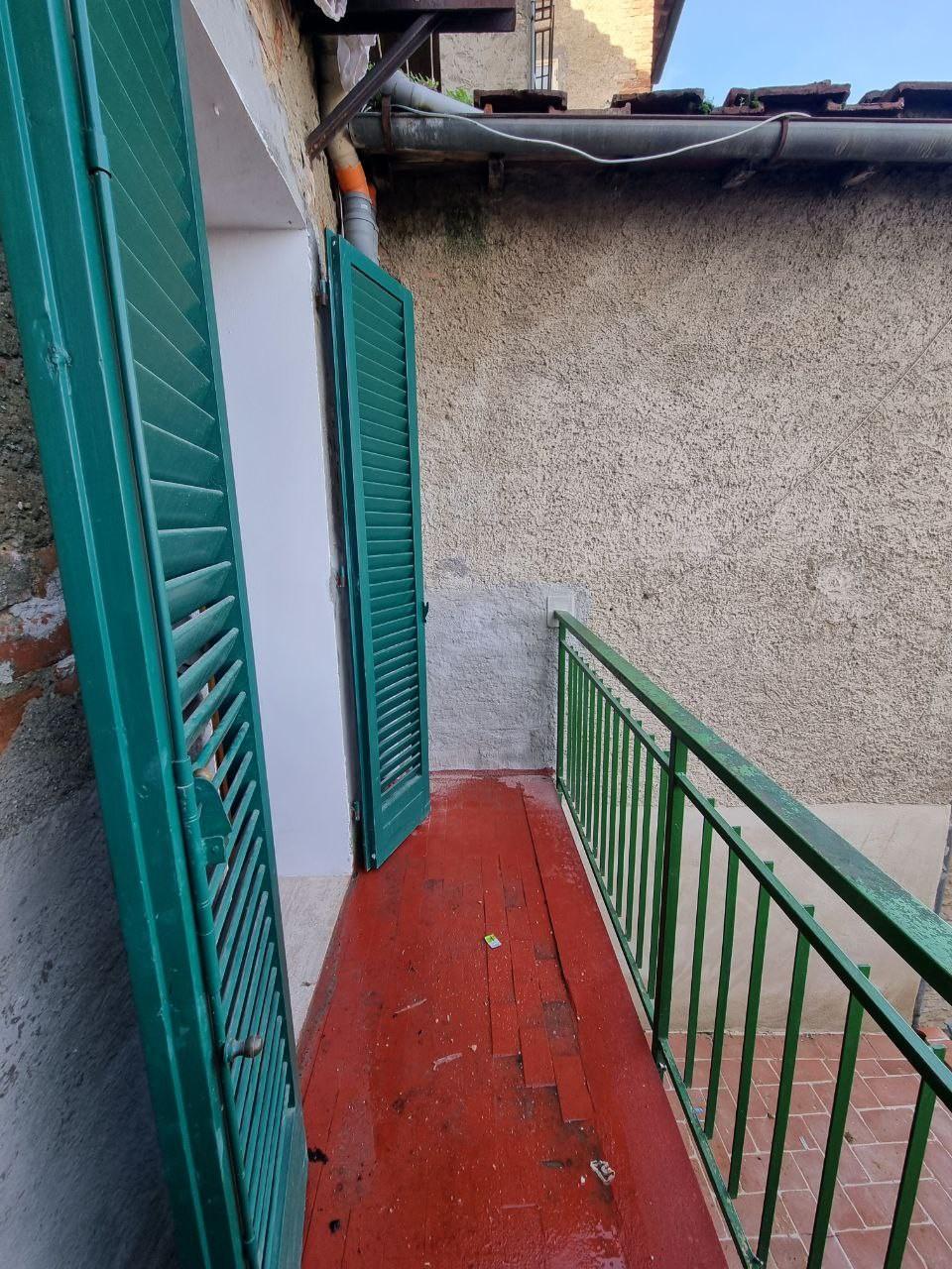 Immagine 12 di Appartamento in vendita  a Colle Di Val D'elsa