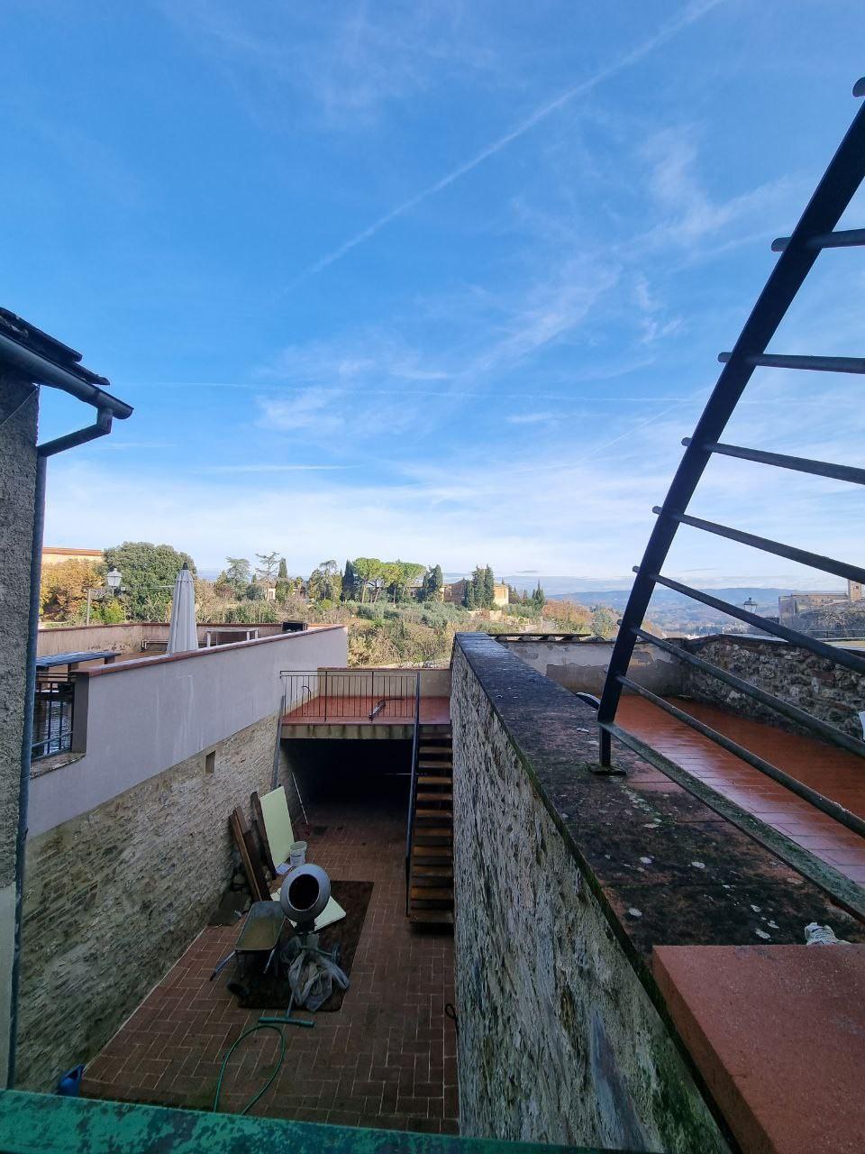 Immagine 13 di Appartamento in vendita  a Colle Di Val D'elsa