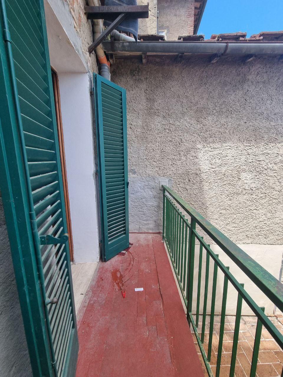 Immagine 27 di Appartamento in vendita  a Colle Di Val D'elsa