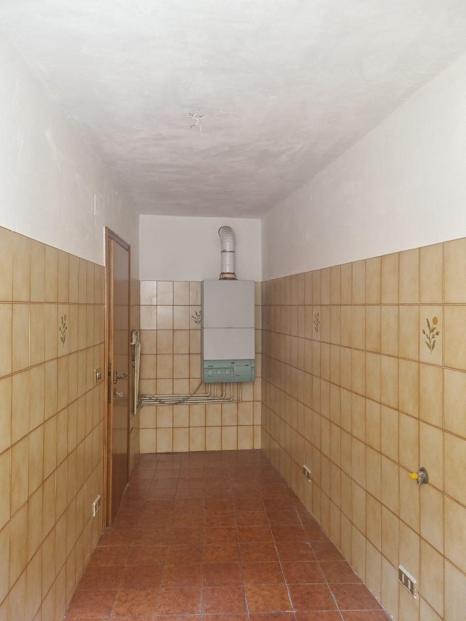 Immagine 36 di Appartamento in vendita  a Colle Di Val D'elsa