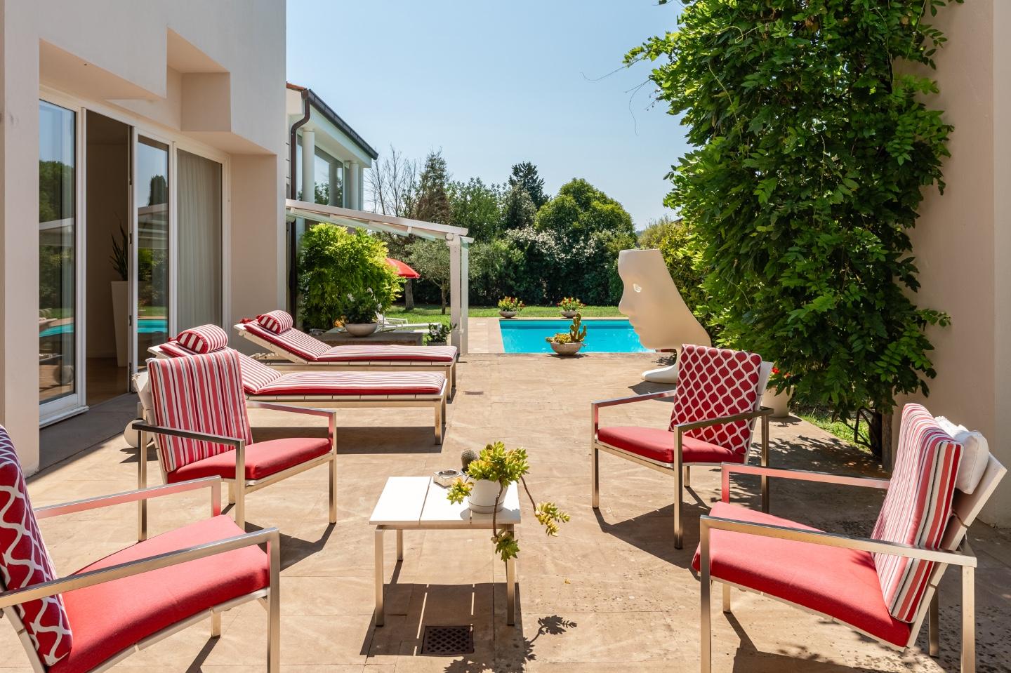 Immagine 8 di Villa in vendita  a Ponsacco