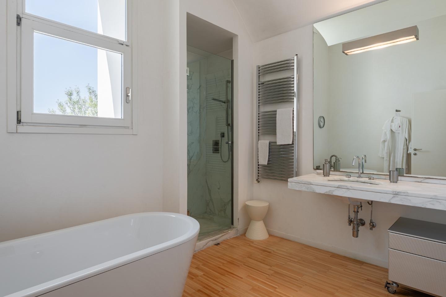 Immagine 21 di Villa in vendita  a Ponsacco