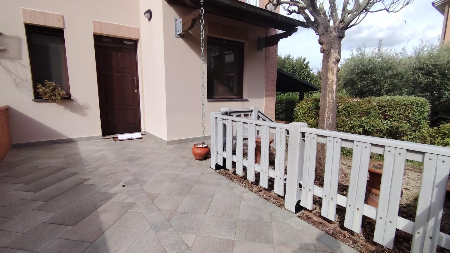 Immagine 22 di Villetta a schiera in vendita  a Santa Maria A Monte