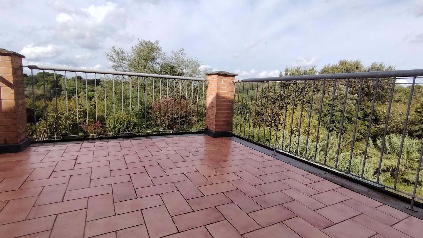 Immagine 19 di Villetta a schiera in vendita  a Santa Maria A Monte