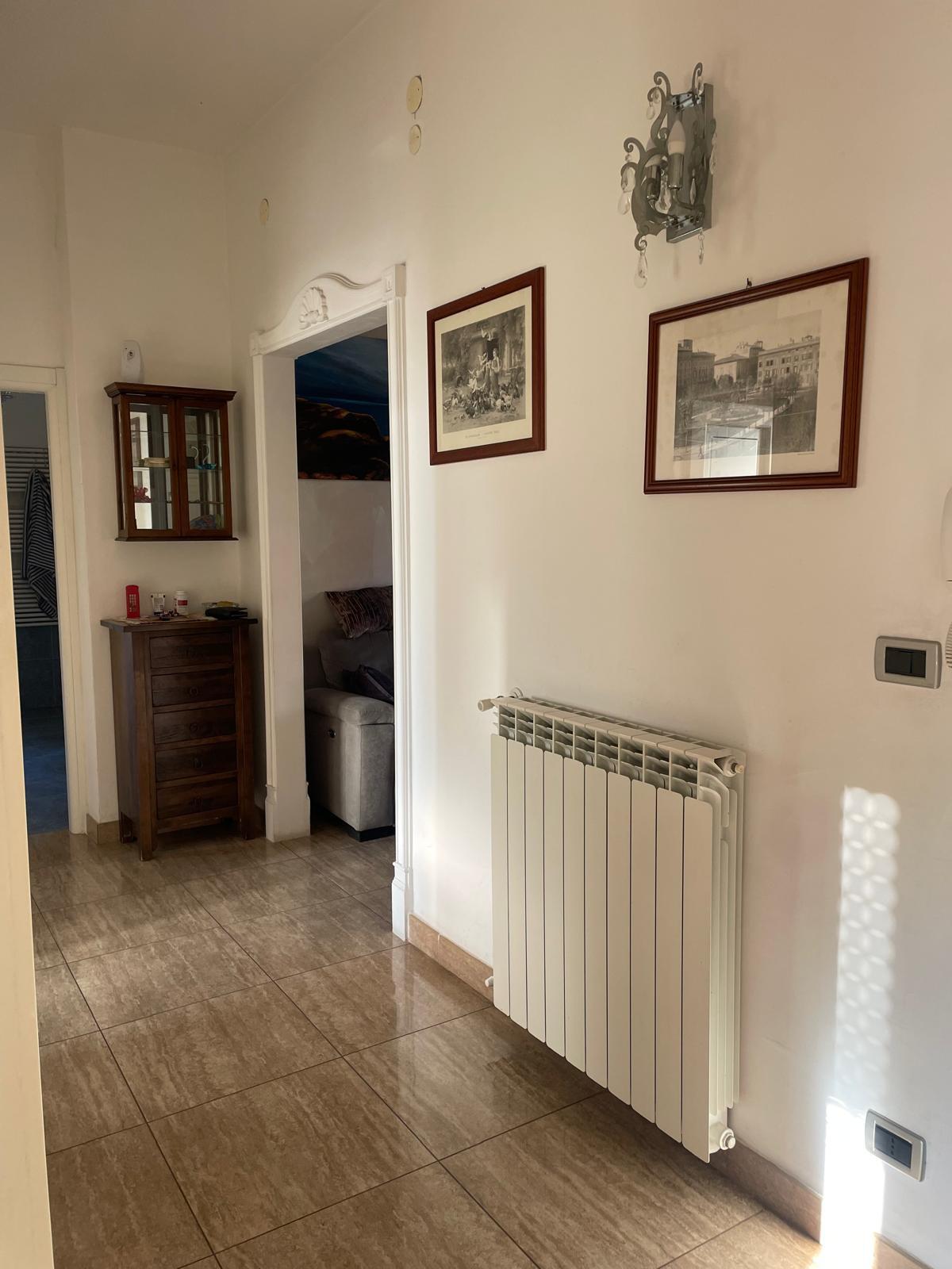 Immagine 6 di Appartamento in vendita  a Livorno