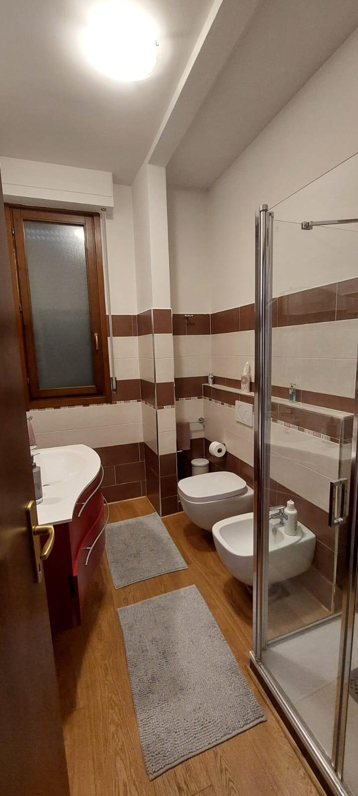 Immagine 8 di Appartamento in affitto  a Carmignano