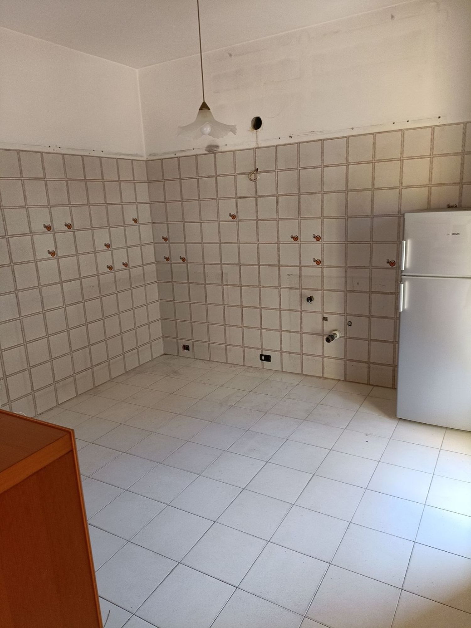 Immagine 11 di Appartamento in vendita  a Massa