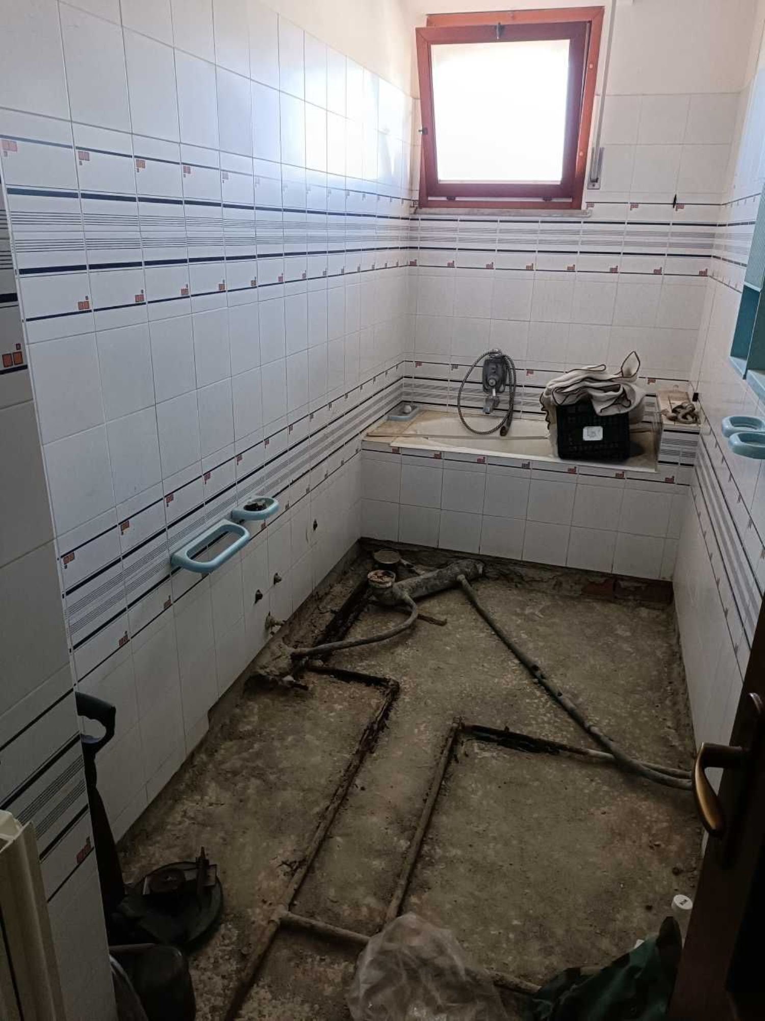 Immagine 12 di Appartamento in vendita  a Massa