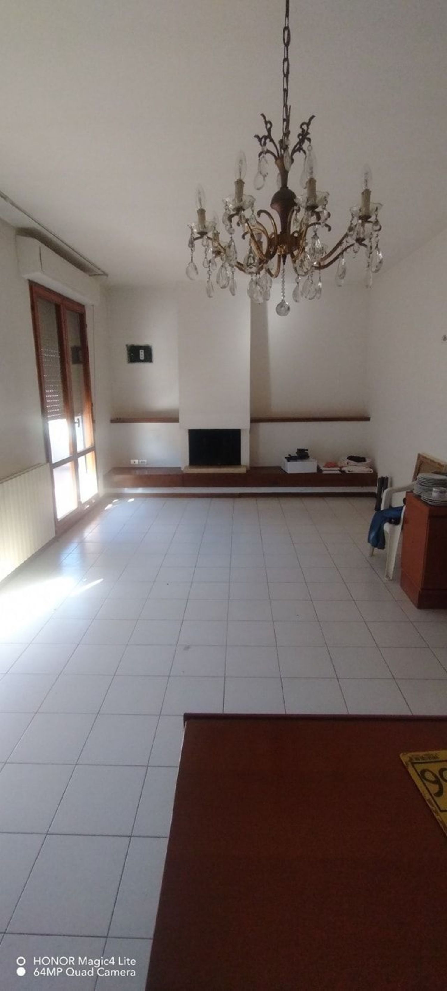 Immagine 1 di Appartamento in vendita  a Massa