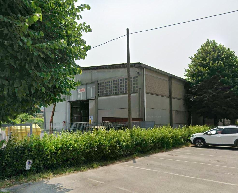 Immagine 1 di Capannone industriale in vendita  a Porcari
