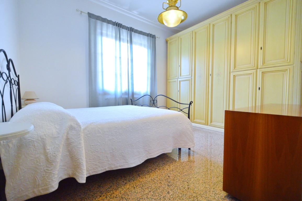 Immagine 18 di Villa in vendita  a Forte Dei Marmi