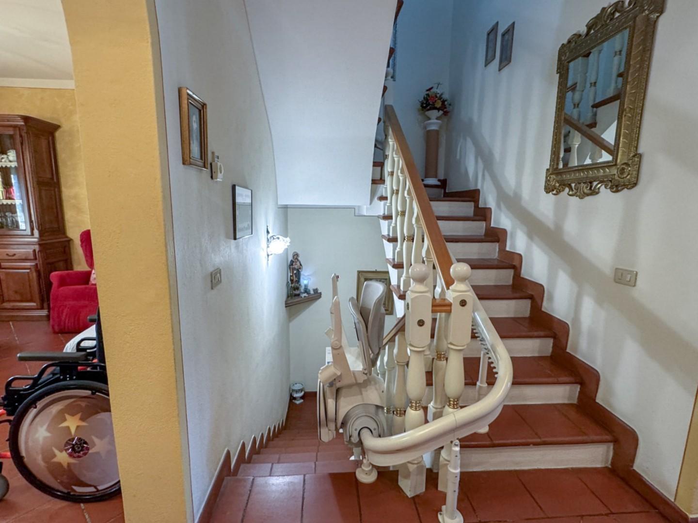 Immagine 8 di Villetta a schiera in vendita  a Cerreto Guidi