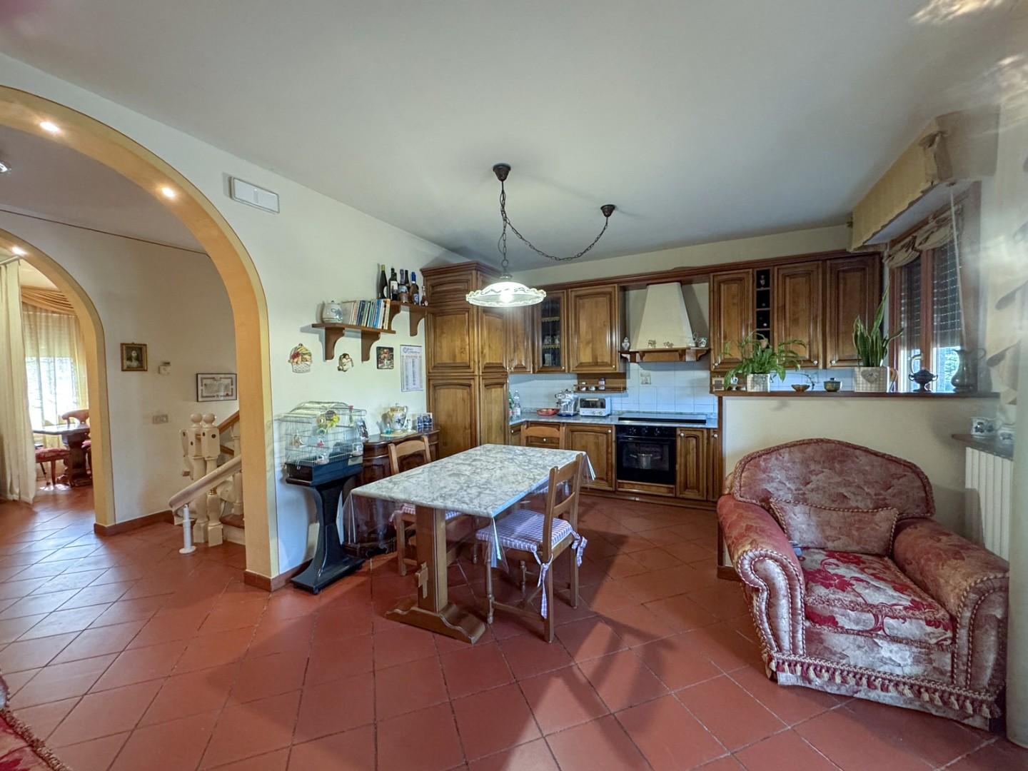 Immagine 3 di Villetta a schiera in vendita  a Cerreto Guidi