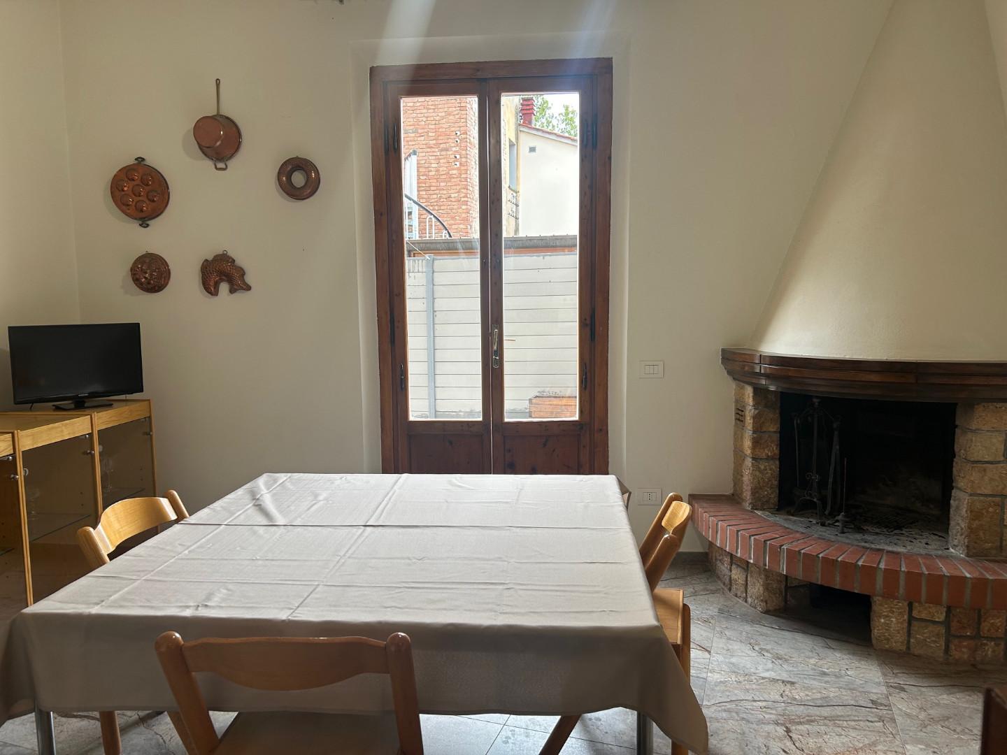 Immagine 29 di Appartamento in affitto  a Empoli