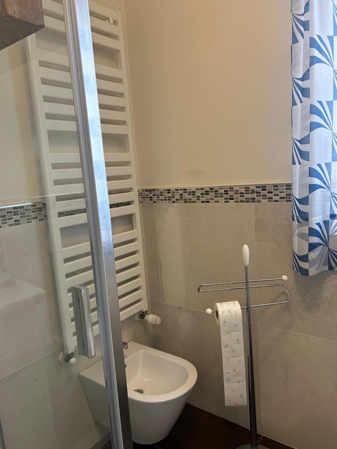 Immagine 24 di Appartamento in affitto  a Empoli