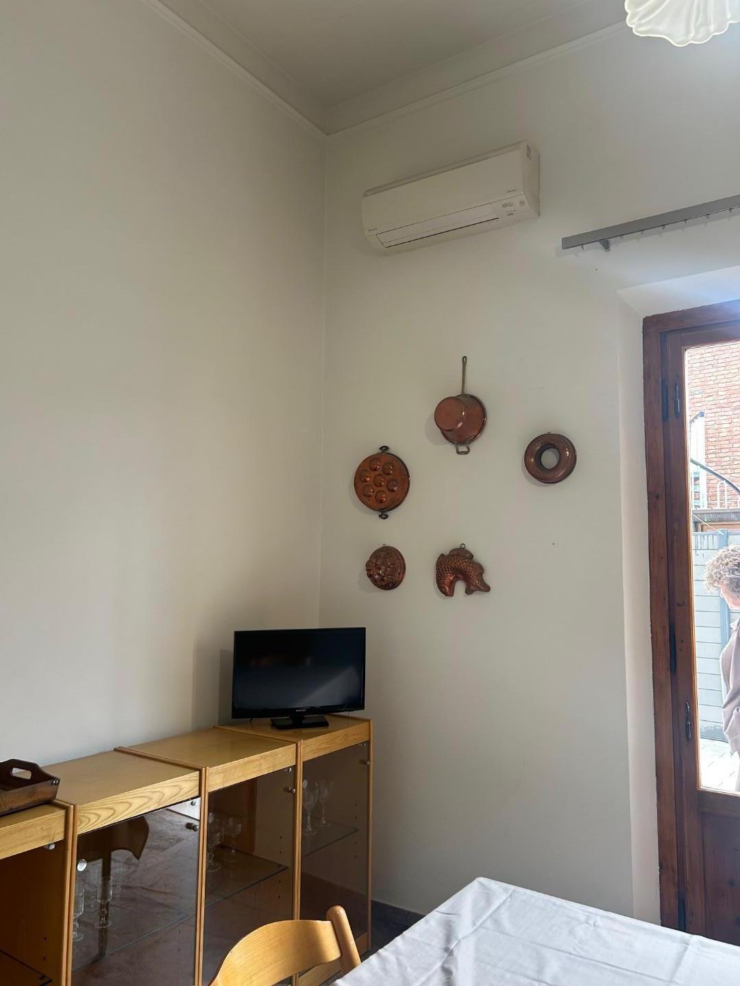 Immagine 37 di Appartamento in affitto  a Empoli