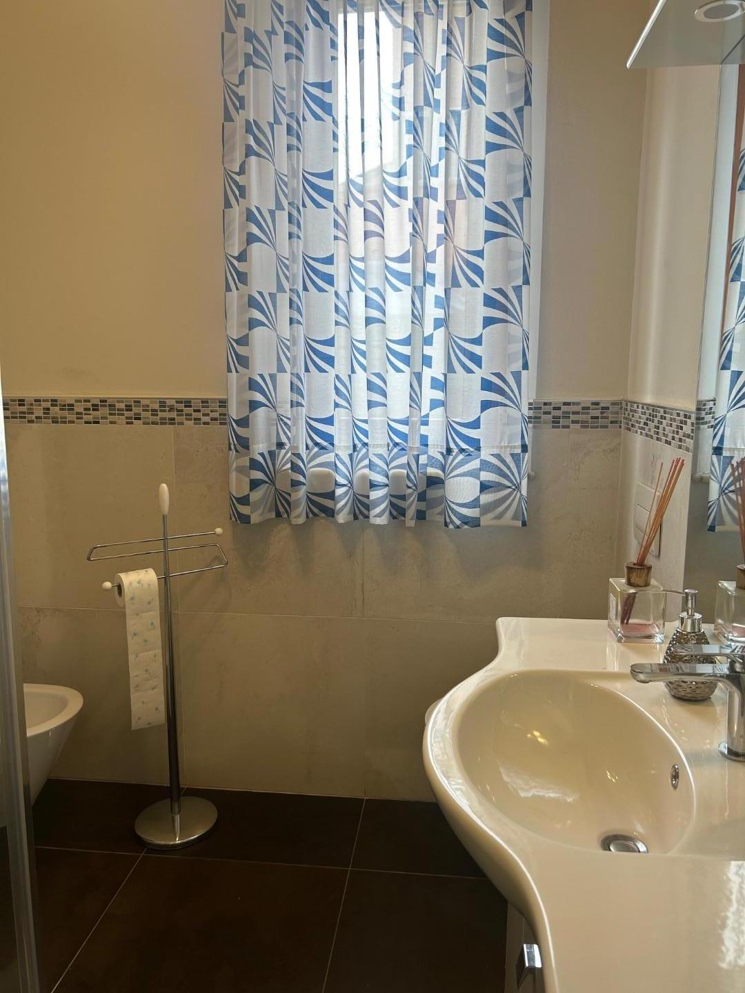 Immagine 22 di Appartamento in affitto  a Empoli