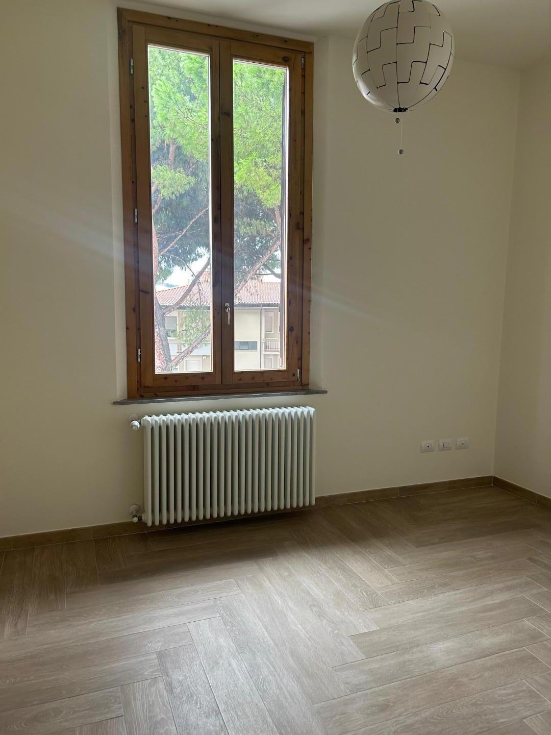 Immagine 56 di Appartamento in affitto  a Empoli