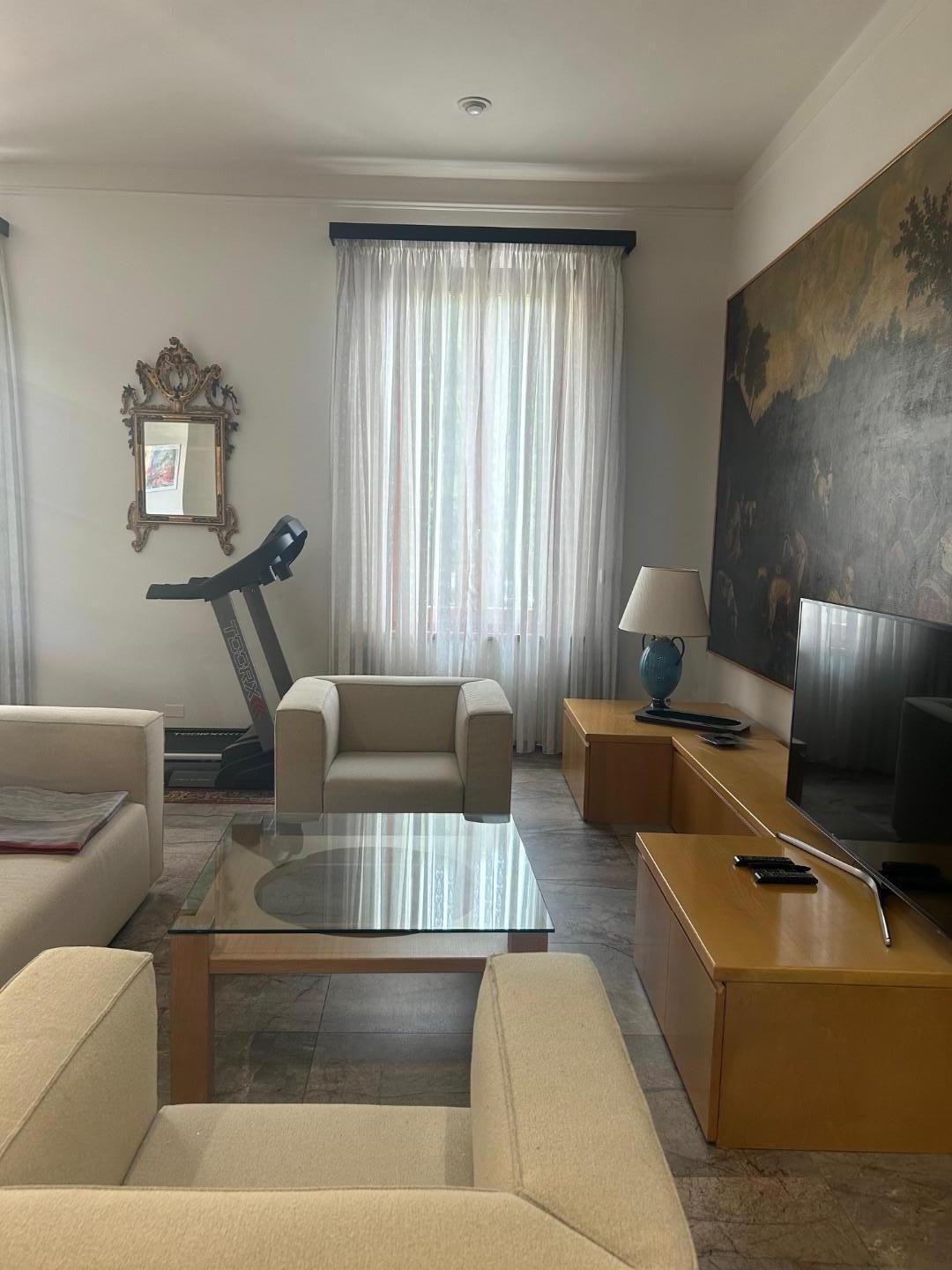 Immagine 42 di Appartamento in affitto  a Empoli