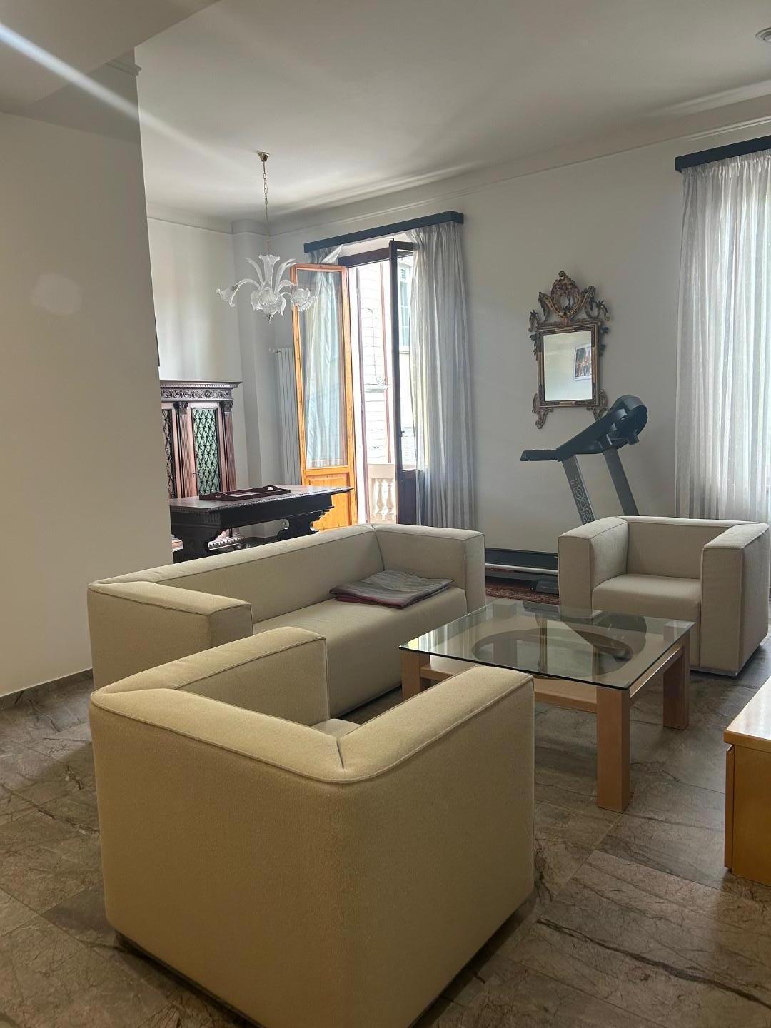 Immagine 41 di Appartamento in affitto  a Empoli