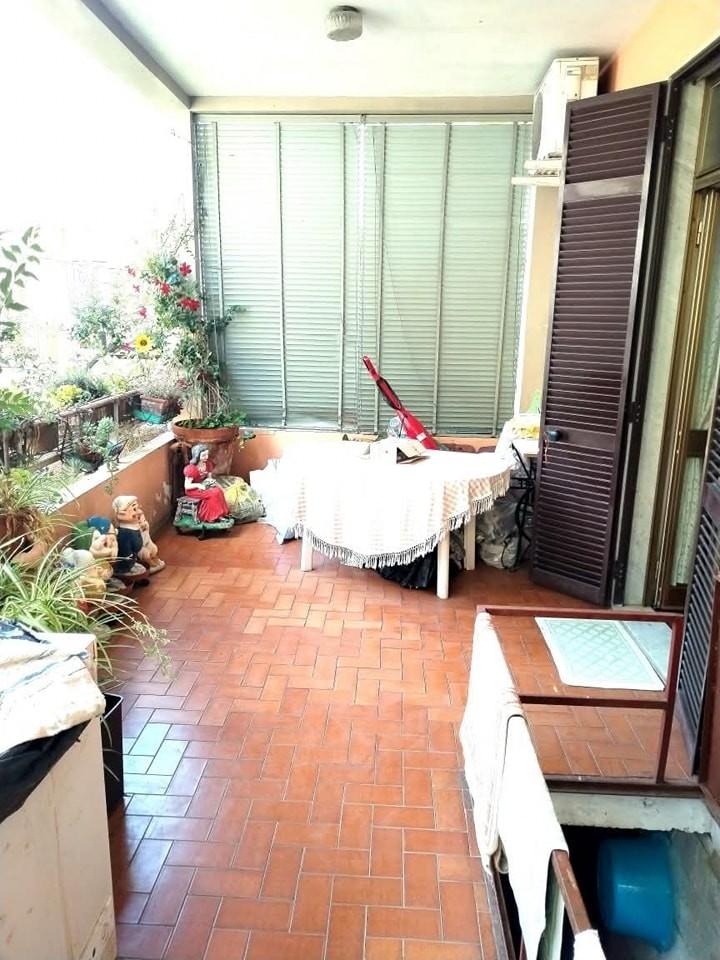 Immagine 13 di Casa indipendente in vendita  a Massa