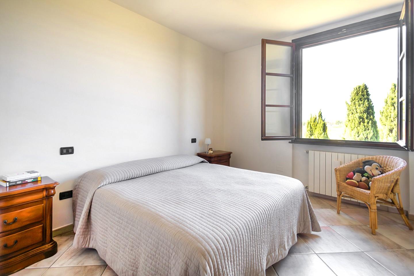 Immagine 18 di Porzione di casa in vendita  a Vecchiano