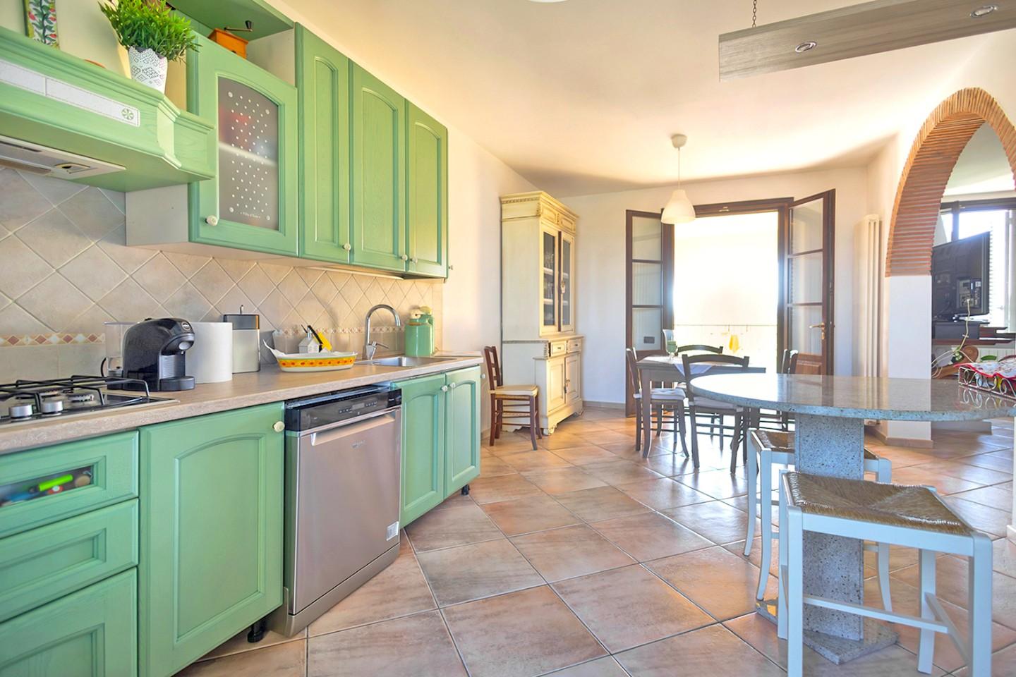 Immagine 16 di Porzione di casa in vendita  a Vecchiano