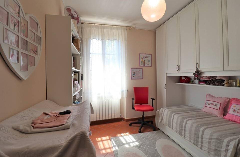 Immagine 10 di Terratetto in vendita  a Vecchiano