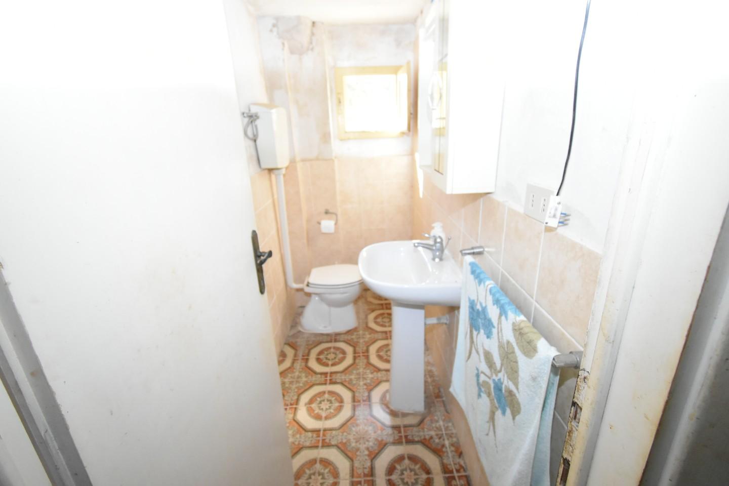 Immagine 12 di Casa indipendente in vendita  a Pisa