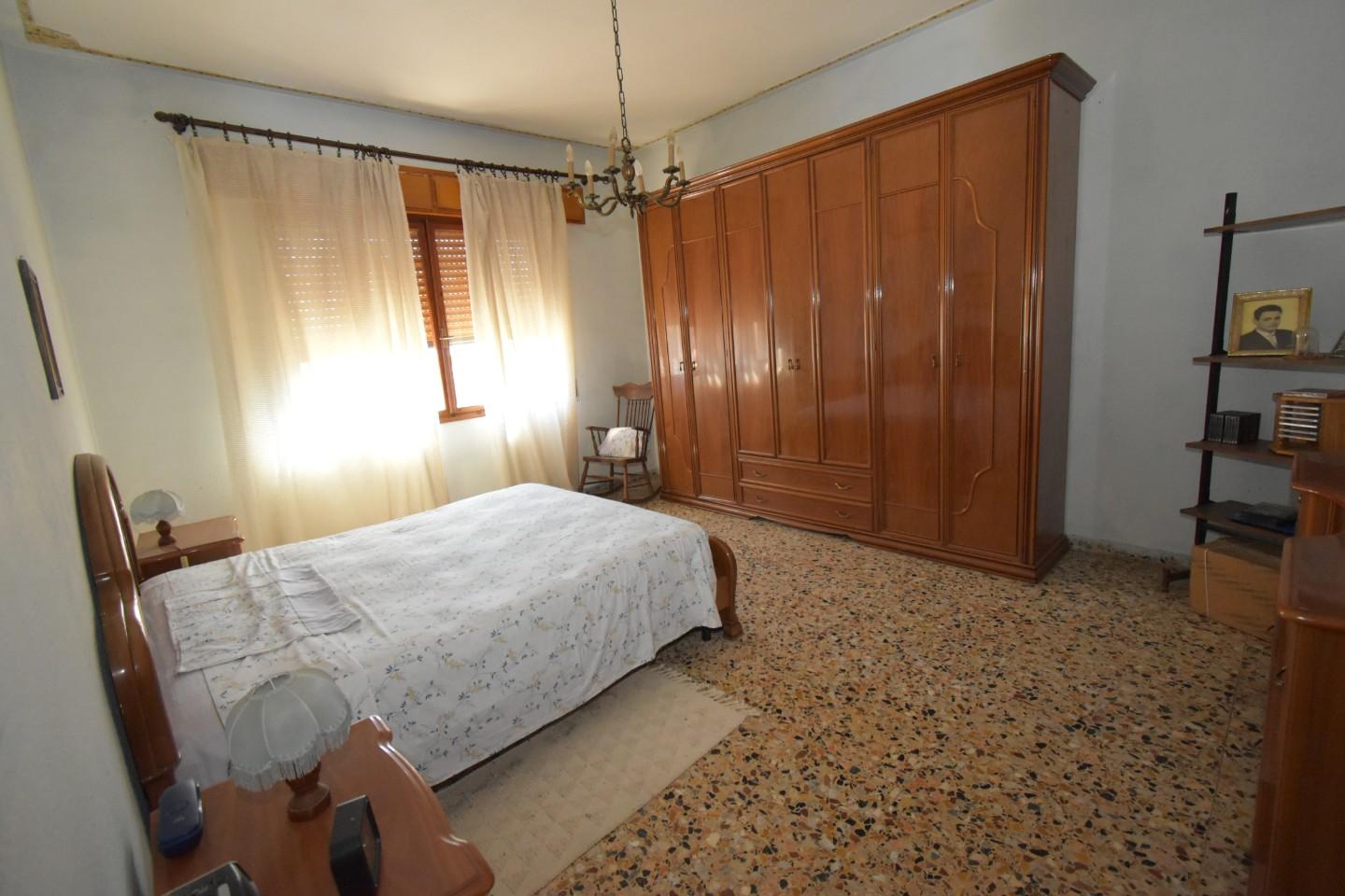 Immagine 15 di Casa indipendente in vendita  a Pisa