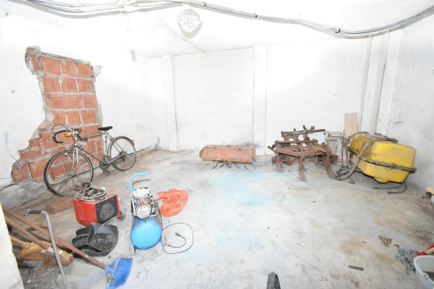 Immagine 27 di Casa indipendente in vendita  a Pisa