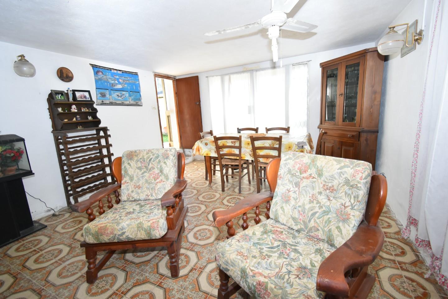 Immagine 6 di Casa indipendente in vendita  a Pisa