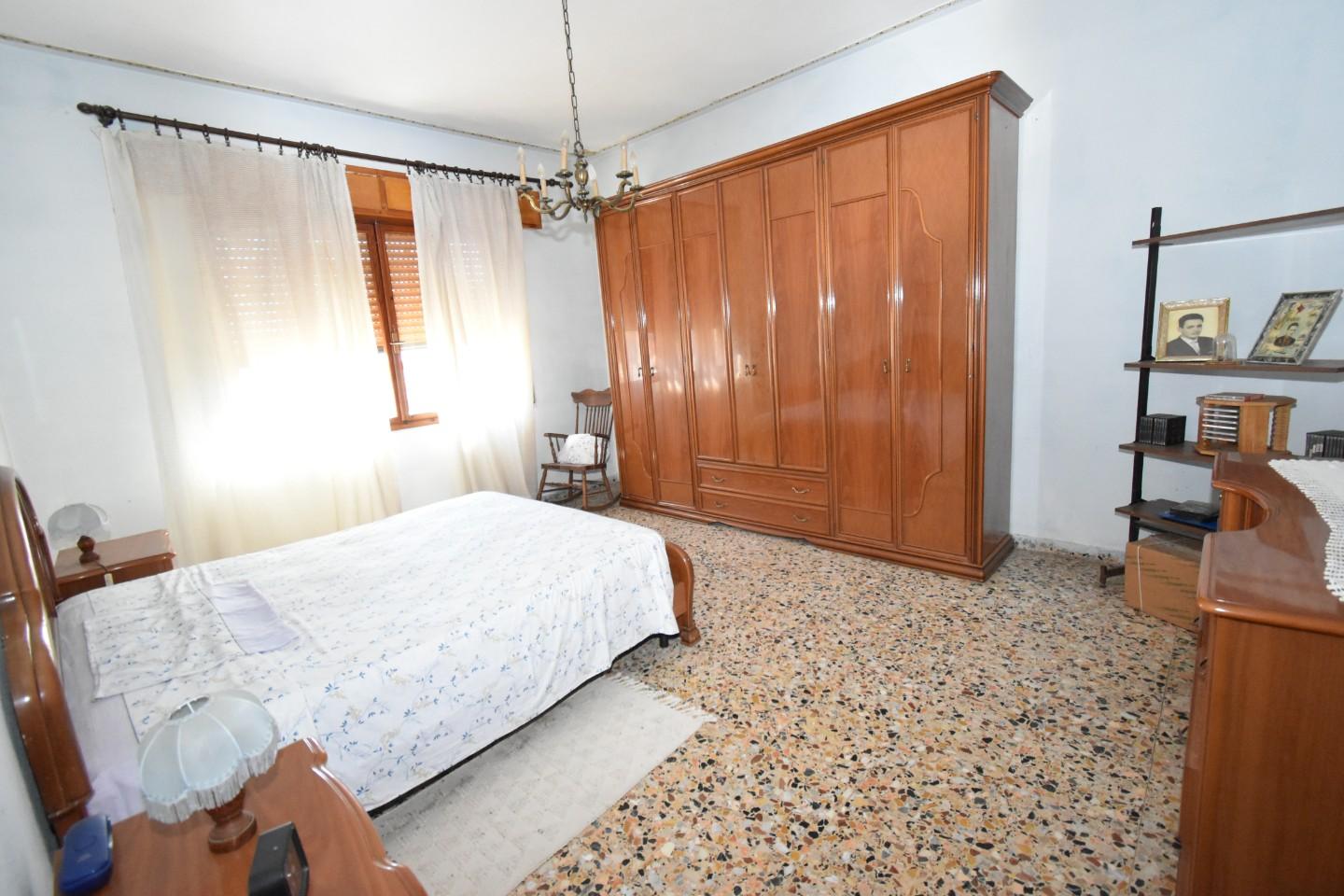 Immagine 16 di Casa indipendente in vendita  a Pisa