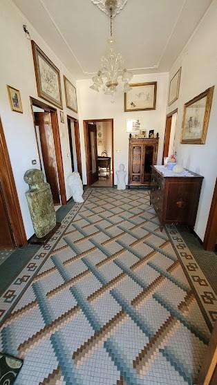 Immagine 8 di Porzione di casa in affitto  a Vezzano Ligure