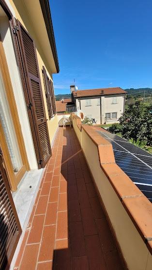 Immagine 15 di Porzione di casa in affitto  a Vezzano Ligure