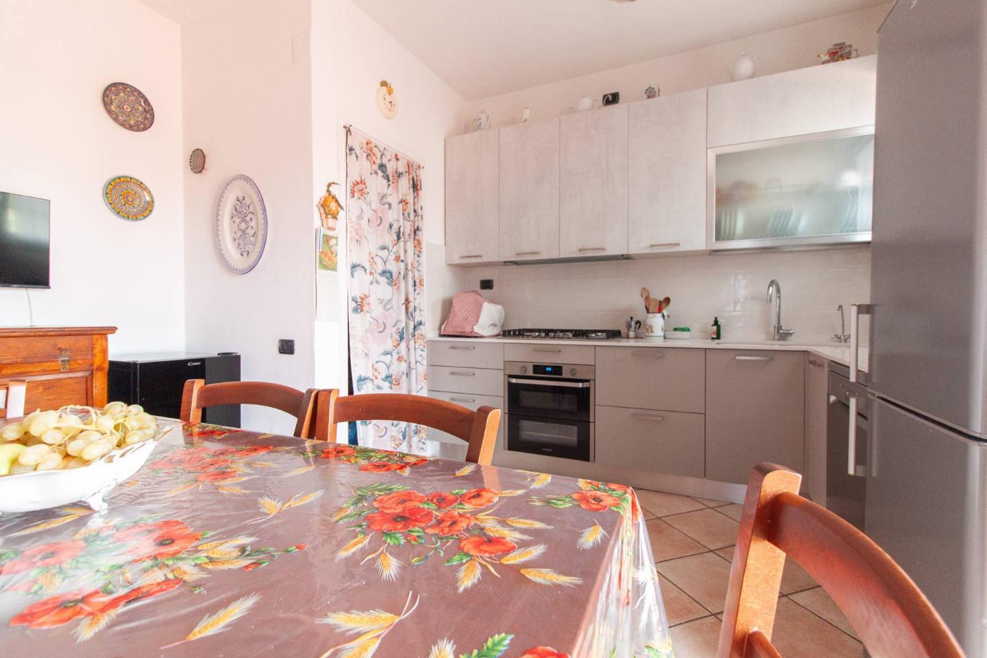 Immagine 10 di Appartamento in vendita  a Pisa