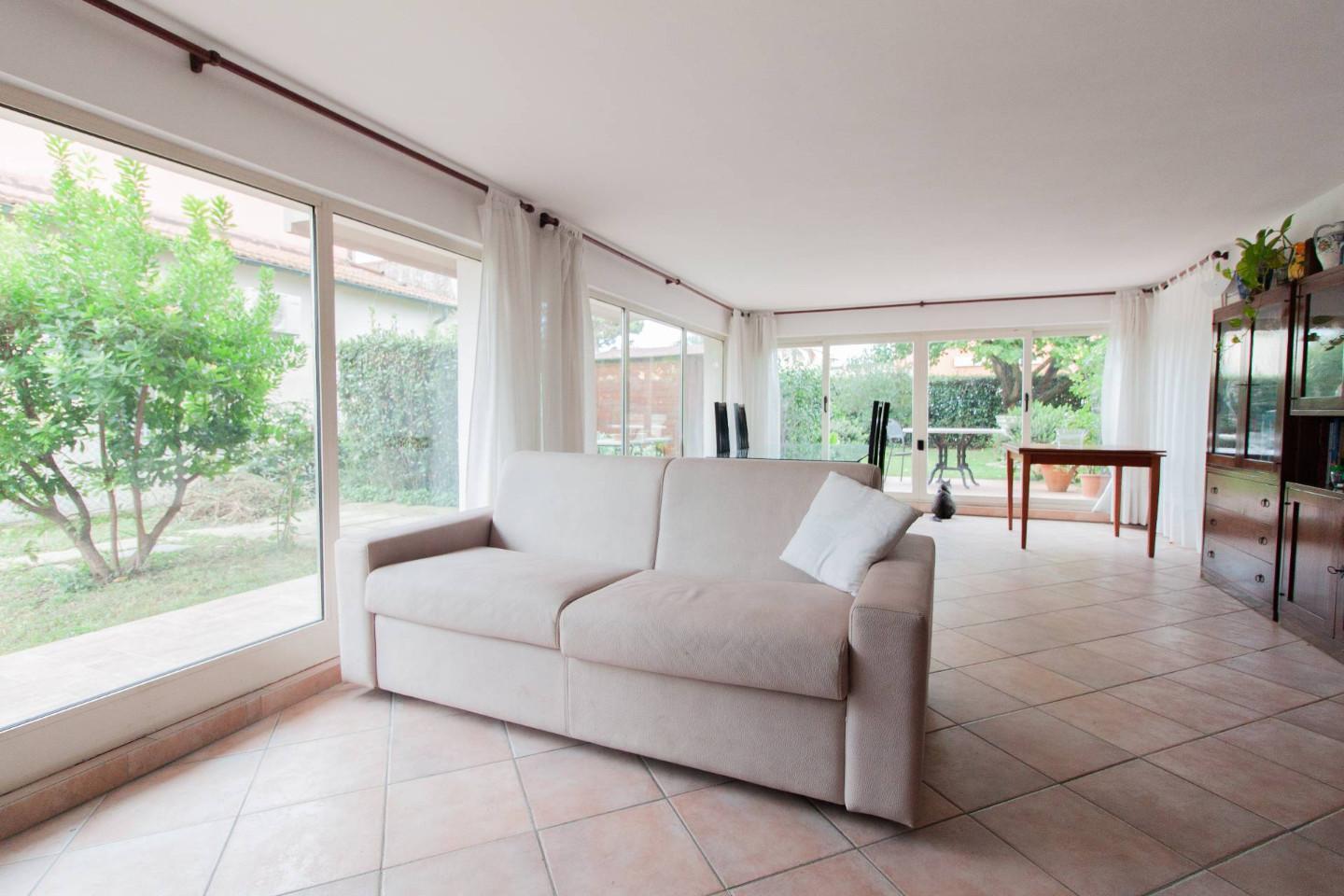 Immagine 24 di Appartamento in vendita  a Pisa