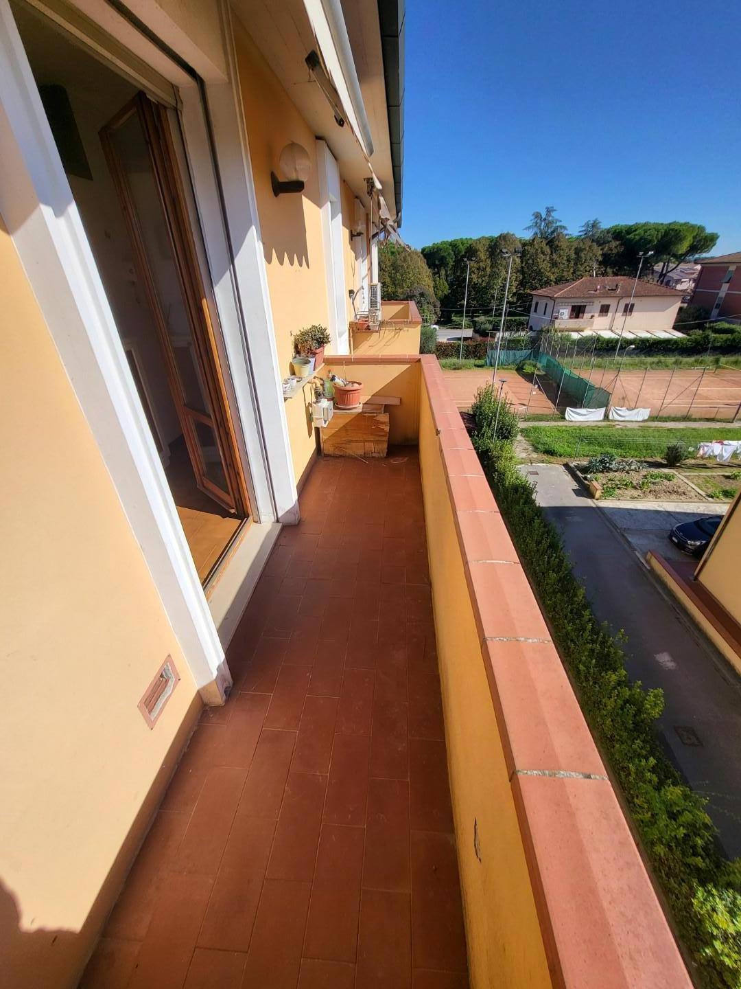 Immagine 2 di Appartamento in vendita  a Calcinaia