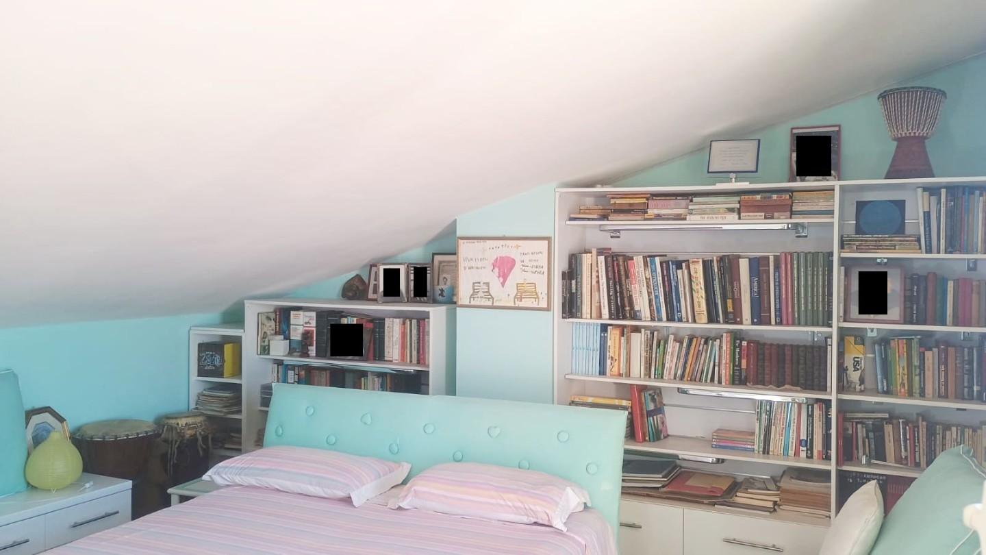 Immagine 30 di Mansarda in vendita  a Viareggio