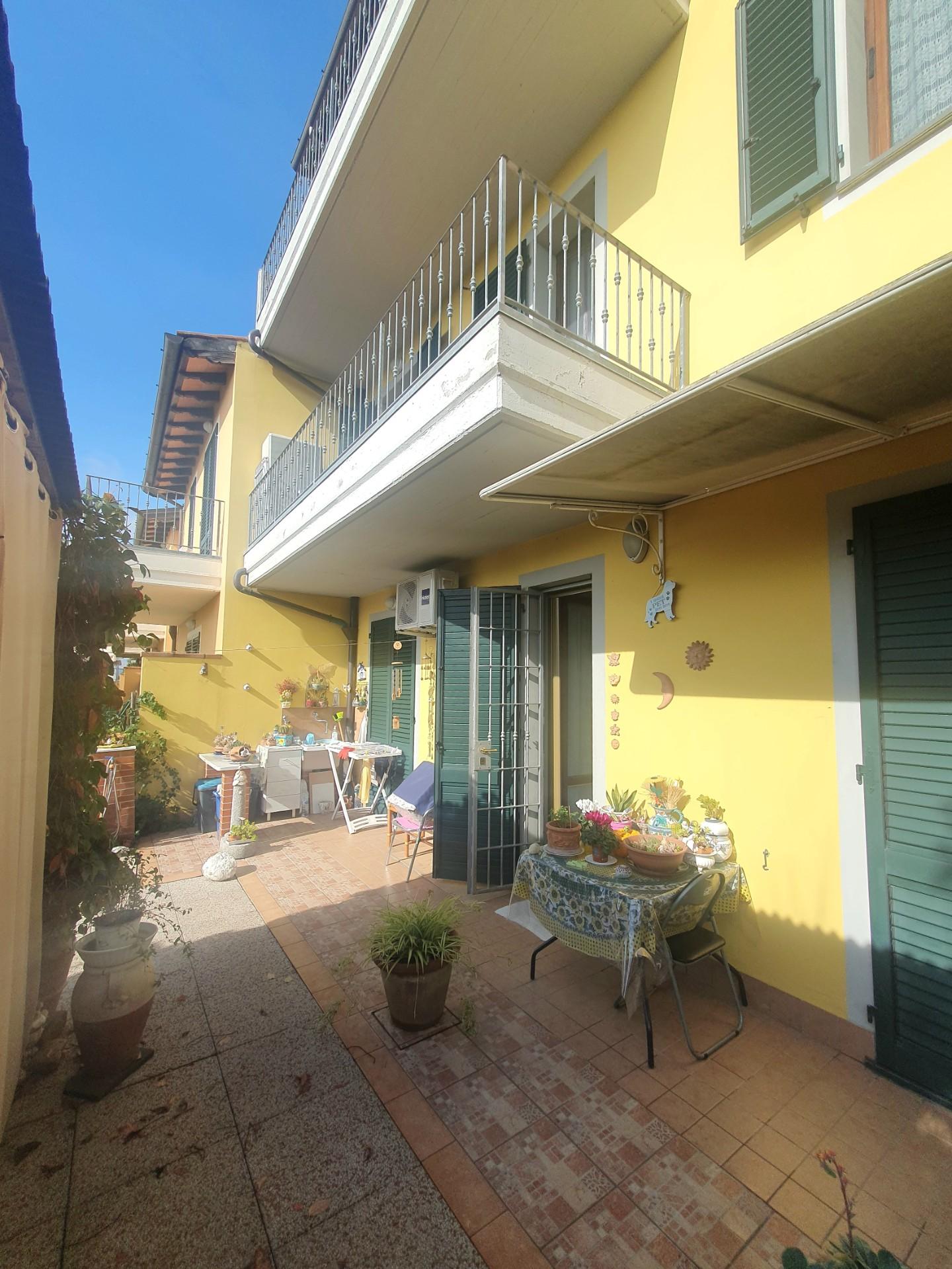 Immagine 14 di Appartamento in vendita  a Altopascio