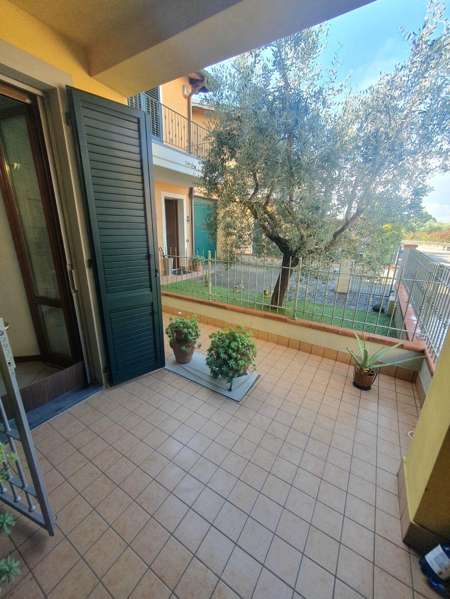 Immagine 37 di Appartamento in vendita  a Altopascio