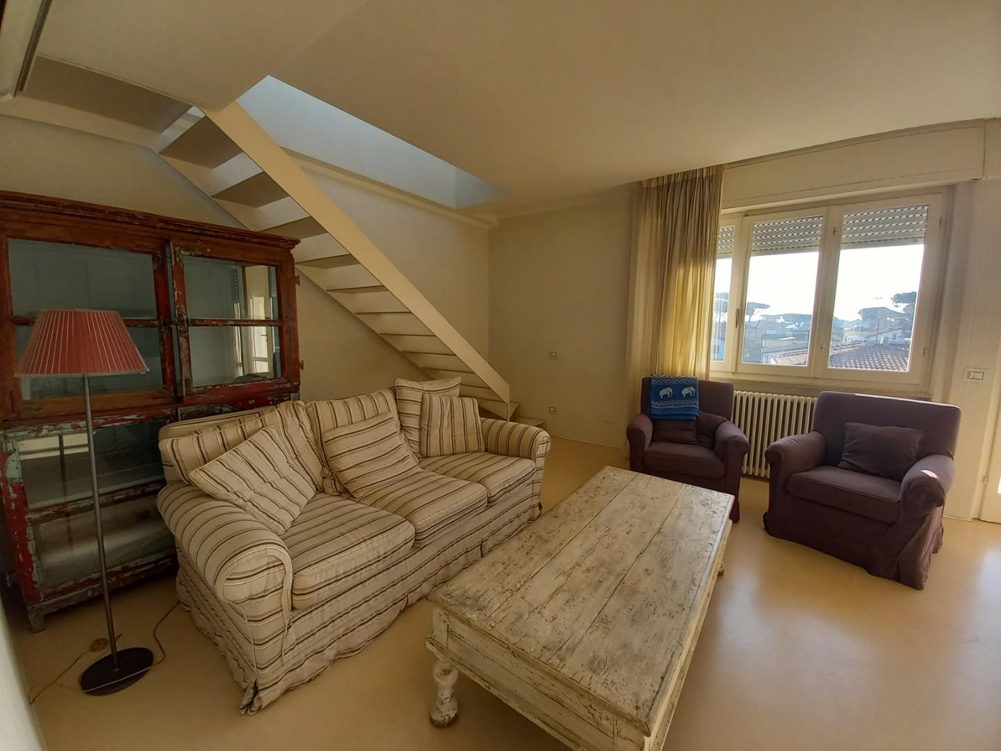 Immagine 14 di Appartamento in vendita  a Camaiore