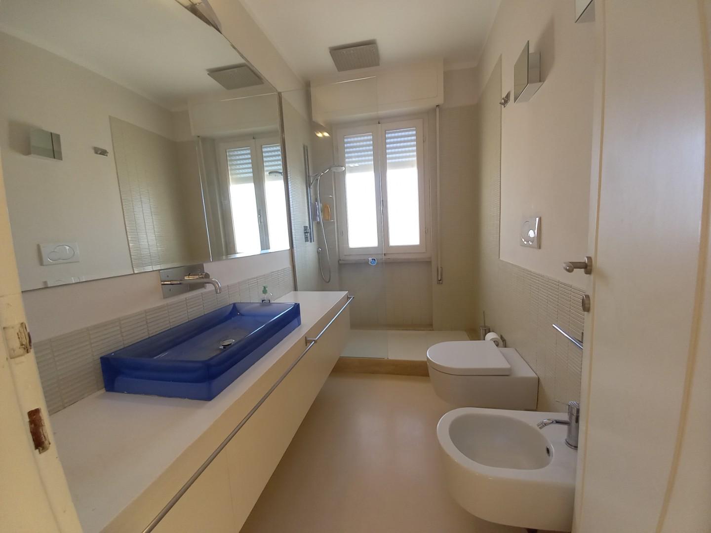 Immagine 10 di Appartamento in vendita  a Camaiore