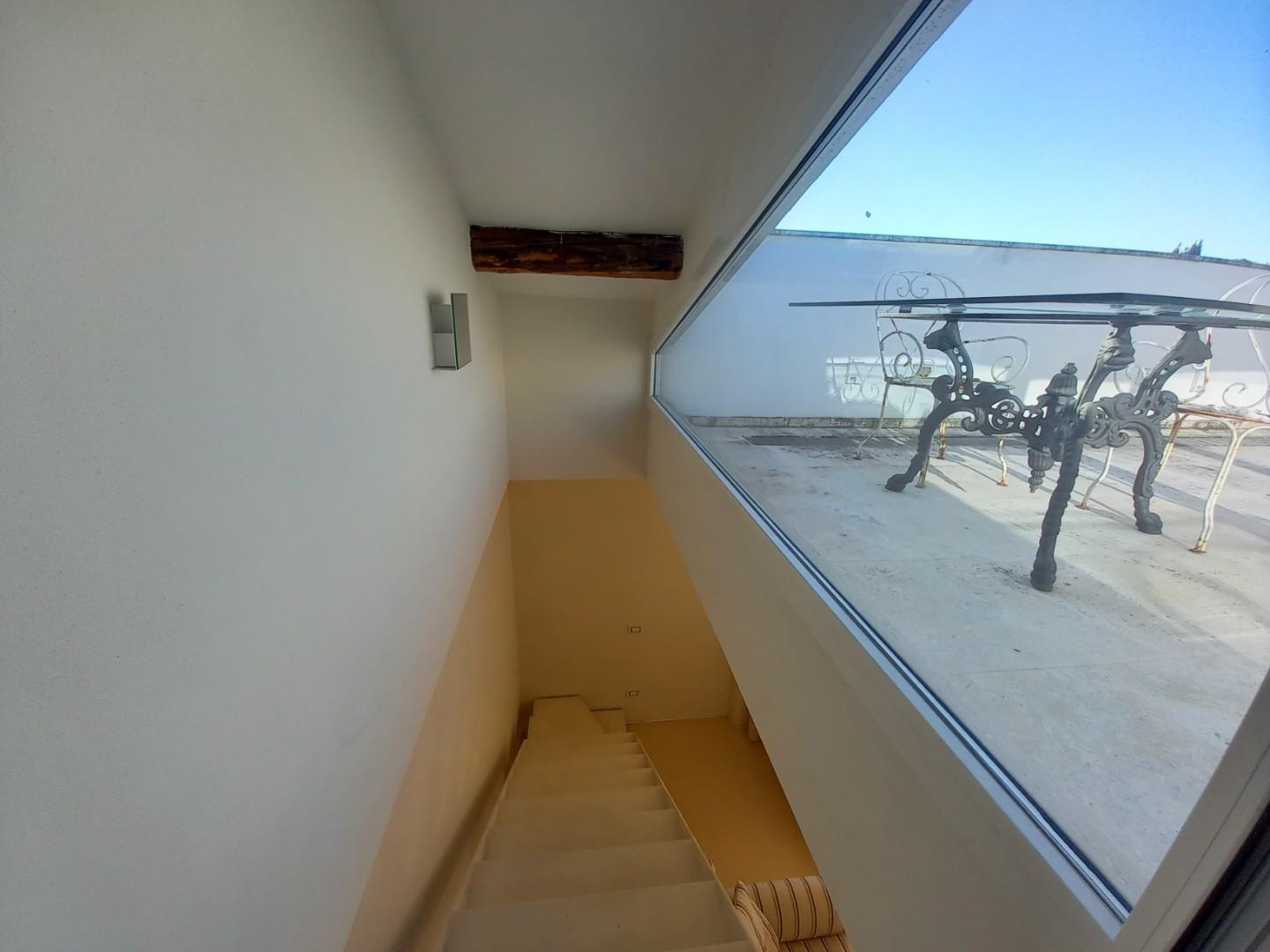 Immagine 26 di Appartamento in vendita  a Camaiore