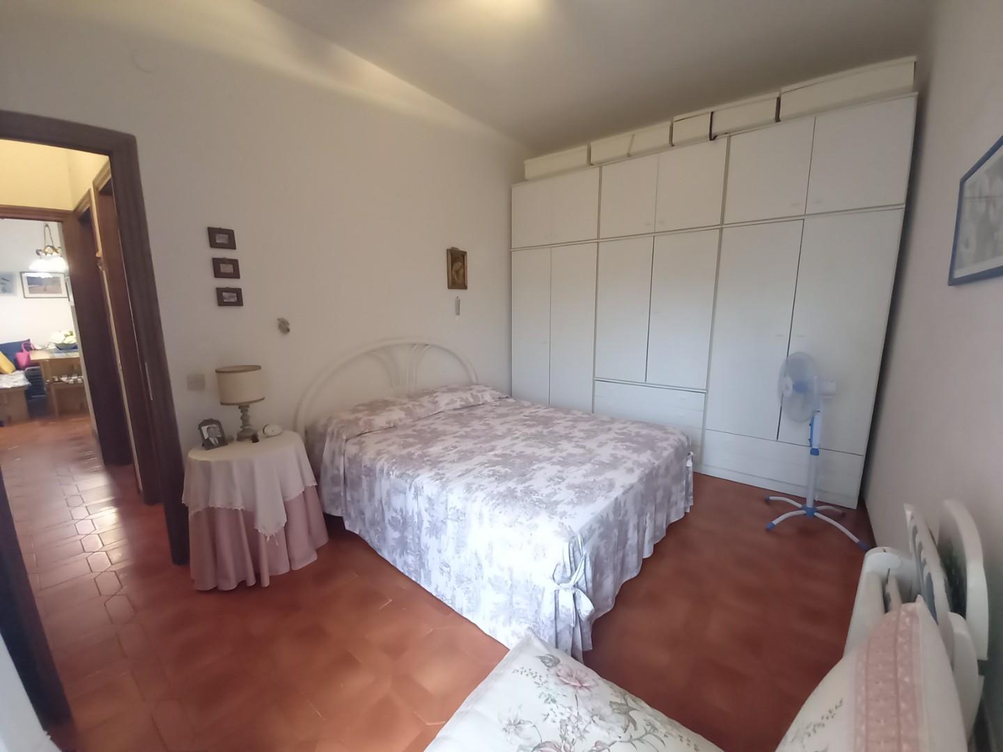 Immagine 13 di Appartamento in vendita  a Camaiore