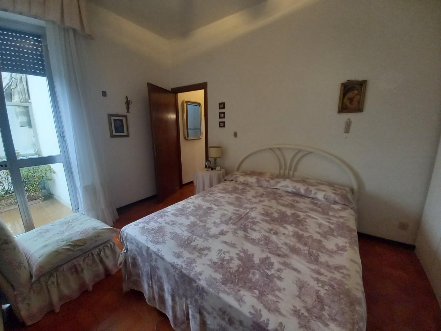 Immagine 16 di Appartamento in vendita  a Camaiore