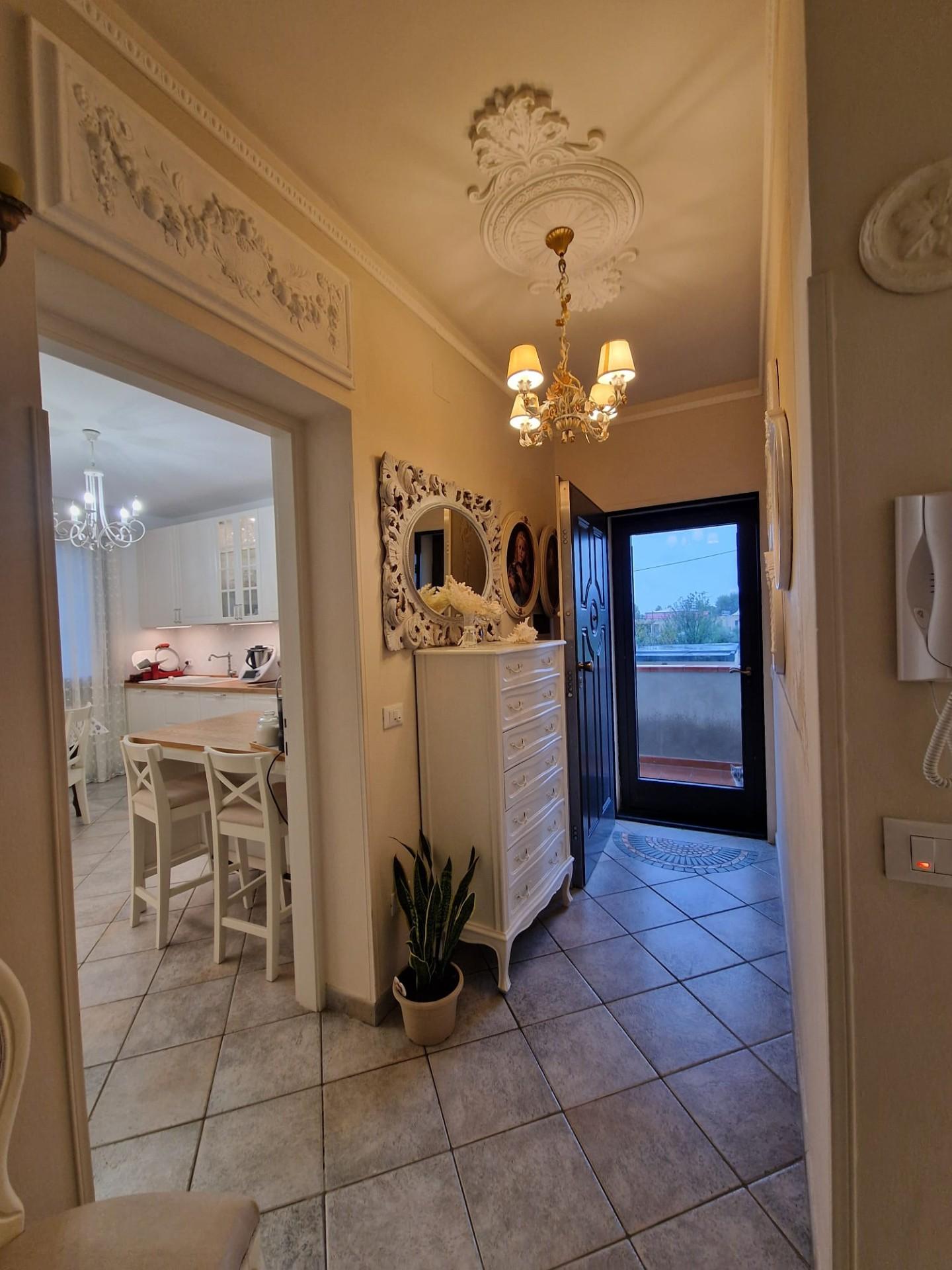 Immagine 15 di Casa semindipendente in vendita  a Collesalvetti