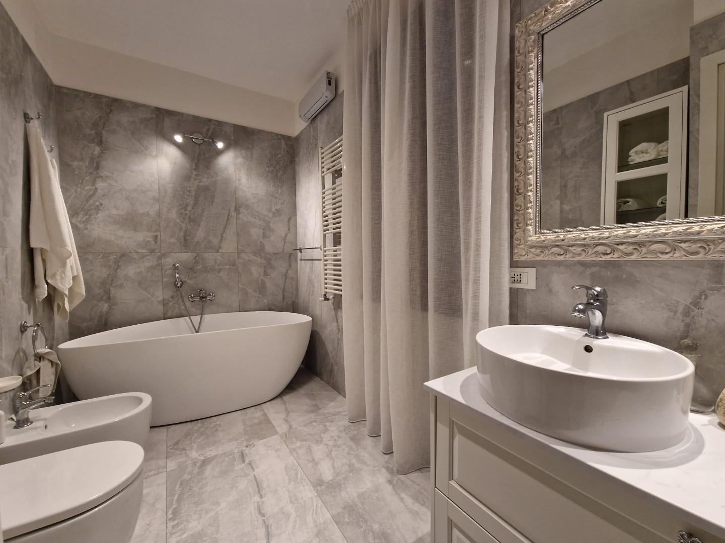 Immagine 26 di Casa semindipendente in vendita  a Collesalvetti