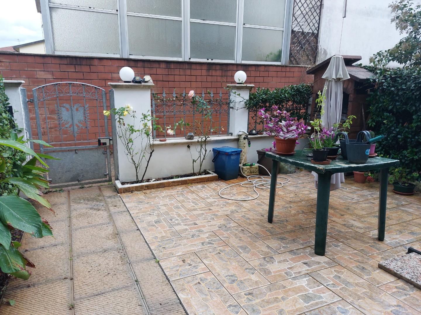 Immagine 10 di Villetta a schiera in vendita  a Santa Croce Sull'arno